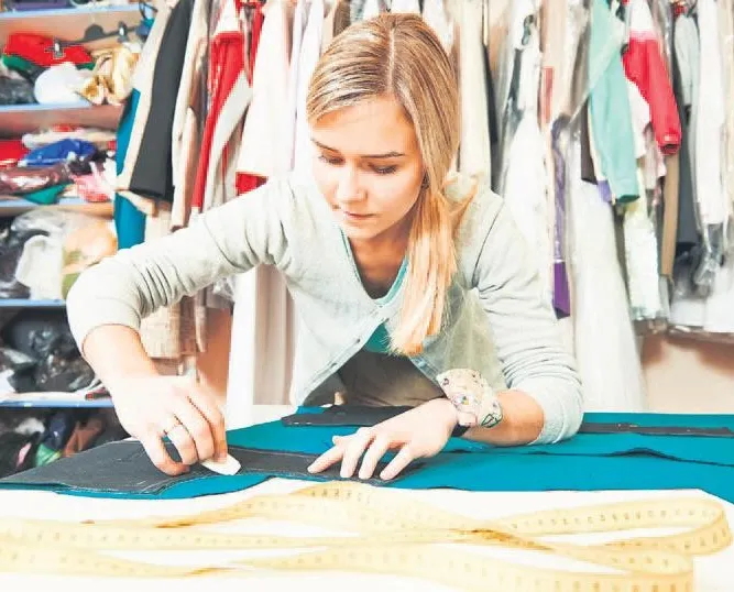 Kadına 8 koldan destek