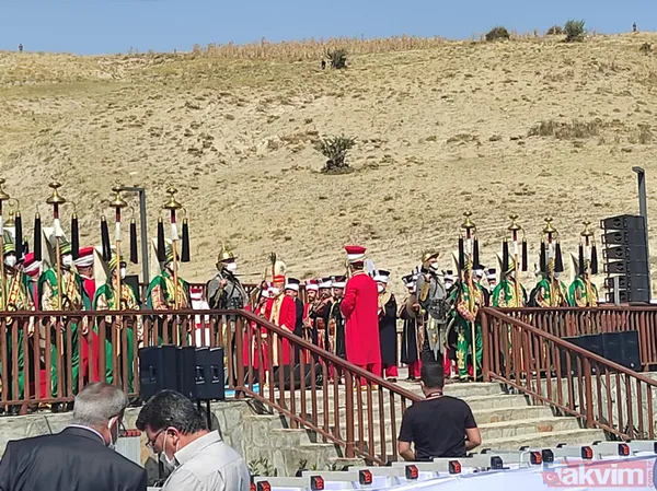 Başkan Erdoğan, Malazgirt Zaferi'nin 950'nci yılında Ahlat'ta! Tarihi kareler - 15