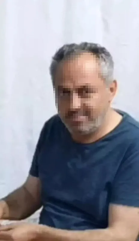 Eski eşinin tiner ve bıçaklı saldırısına uğrayan Refik A. (DHA)