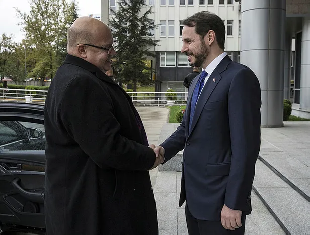 Hazine ve Maliye Bakanı Berat Albayrak Alman Bakan Peter Altmaier ile görüştü-1