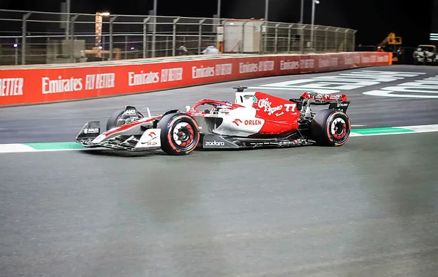 -f1-suudi-arabistan-gp-canli-izle-formula-2-suudi-arabistan-grand-prix-canli-izleme-yollari-nelerdir-s-sport-2-1648377404621.jpg Formula 2 Suudi Arabistan Grand Prix izleme yolları nelerdir? S Sport 2 nasıl izlenir, hangi platformlarda var? 📺 F1 Suudi Arabistan GP CANLI nasıl izlenir?-2
