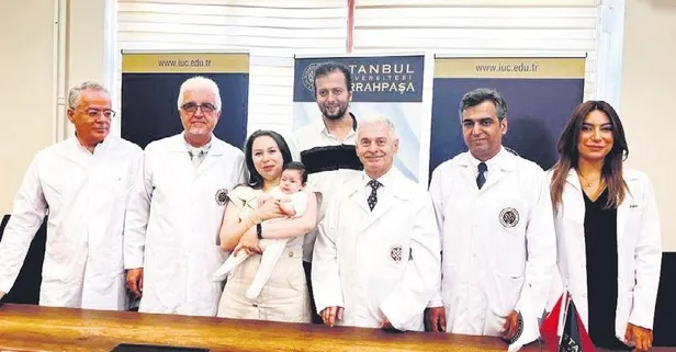 Türkiye’de bir ilk: Meme kanserini yendikten 7 yıl sonra yumurtalık dokusu nakliyle anne oldu!