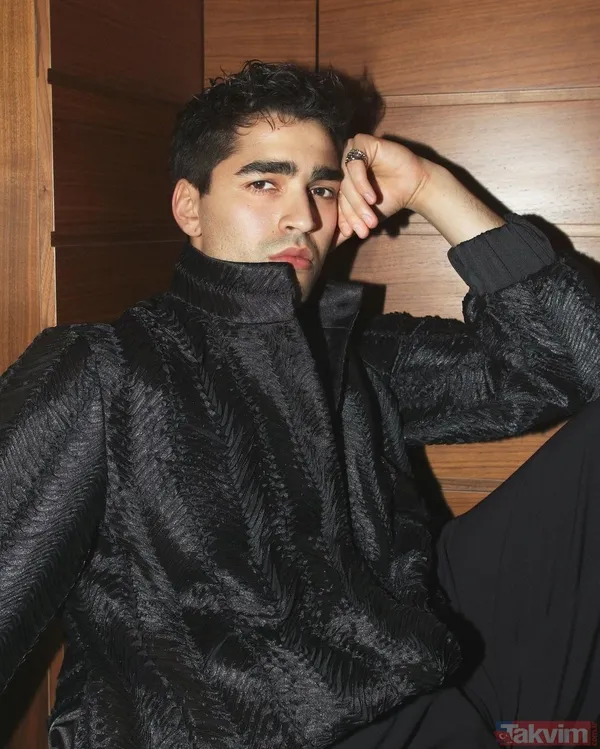 Ser verip sır vermemeye devam "Şimdi niye söyleyeyim ki!" Afra Saraçoğlu sevgilisi Mert Ramazan Demir'siz gecelerde - 22