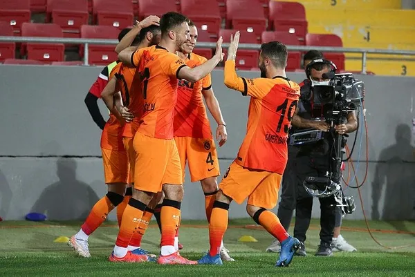 Beşiktaş, Fenerbahçe, Galatasaray... Şampiyonluk yarışında düğüm haftası geldi çattı-3