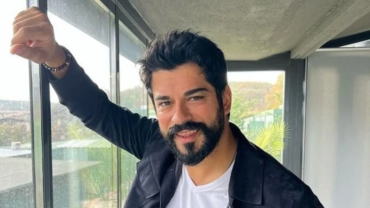 Burak Özçivit'in adını verdikleri kedi iki ülke arasında sıkışıp kaldı!