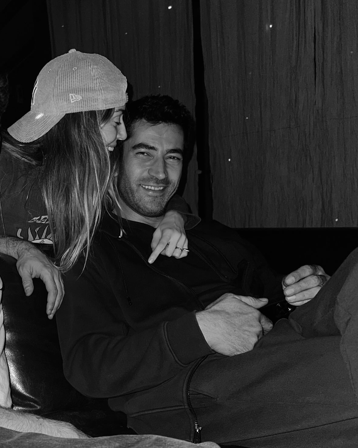 Ekranda A.B.İ evde baba! Sinem Kobal ve Kenan İmirzalıoğlu’nun masalsı aşkı - 7