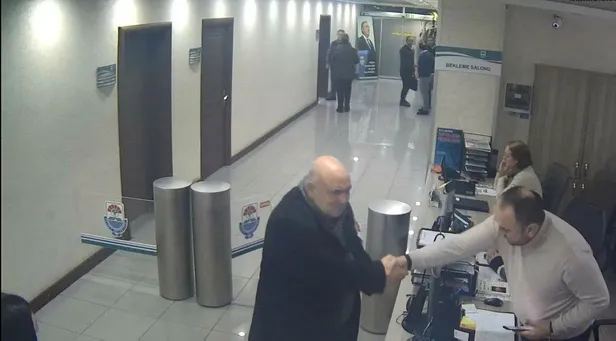 chpli-yalova-belediyesindeki-zimmet-vurgunu-sorusturmasinda-ilk-durusma-yapildi-1599080721805.jpeg CHP'li Yalova Belediyesi'ndeki zimmet vurgunu soruşturmasında ilk duruşma yapıldı!-6