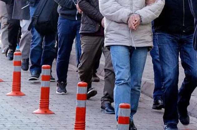 Samsun merkezli FETÖ operasyonu! 9 kişi gözaltına alındı
