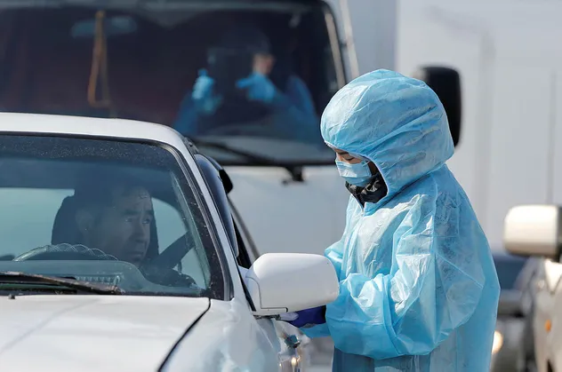 Bir ülke daha koronavirüs nedeniyle sınırlarını kapattı