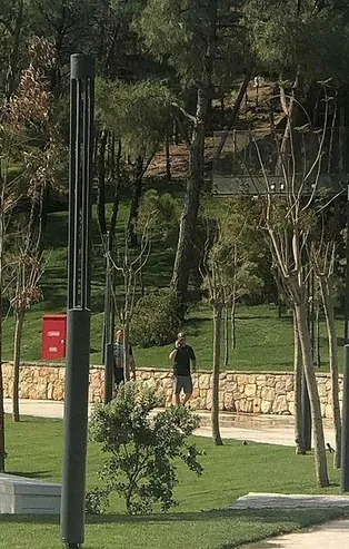 Ukrayna'nın yeni cumhurbaşkanı tatilde sporu bırakmadı