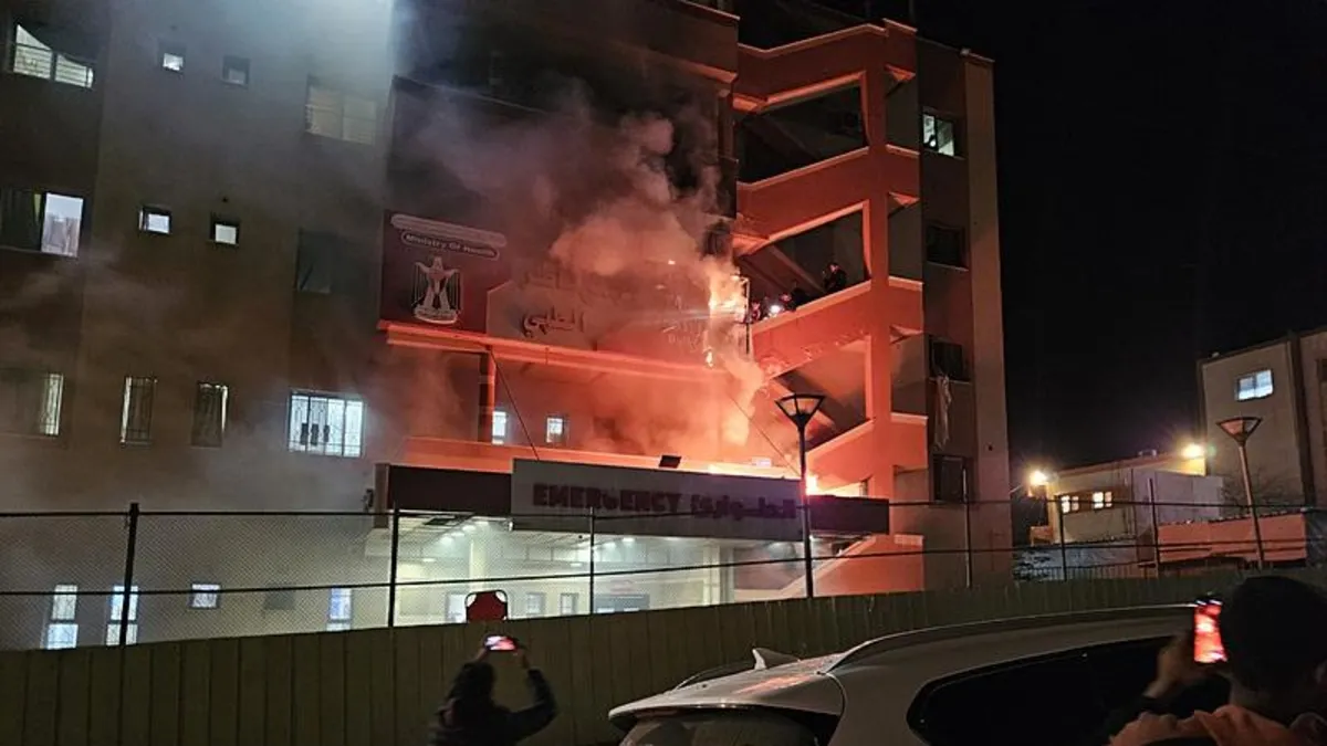 İsrail Nasır Hastanesini hedef aldı: Ölü ve yaralılar var
