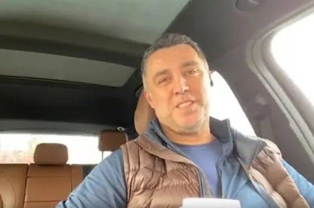 ABD'de lüks içinde yaşıyordu... FETÖ firarisi Hakan Şükür'den Uber'li fakirlik numarası