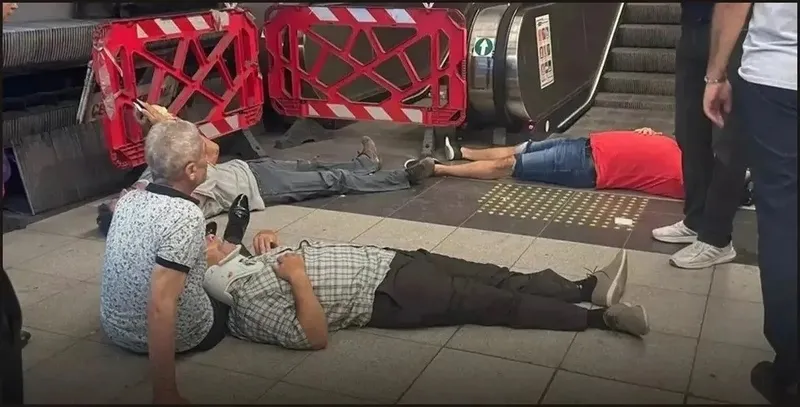 İzmir metrosu Üçyol İstasyonu'nda yürüyen merdiven ters yönde hareket etti! 9 yaralı-2