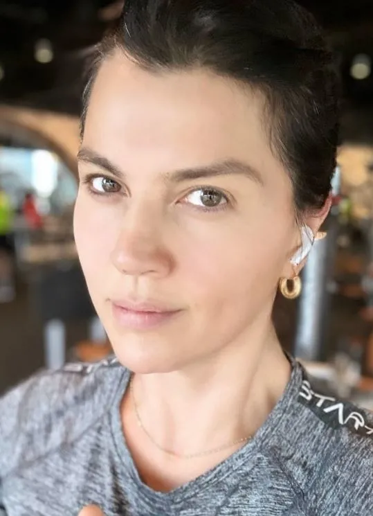 4-haftada-17-kilo-verdiren-acelya-akkoyun-diyeti-86-kilodan-69a-sip-diye-indi-iri-yari-bir-kizdim-1702303337162.jpg 86 kilodan 69'a indi! 30 günde 17 kilo verdiren Açelya Akkoyun diyeti! "İri yarı bir kızdım..."-5