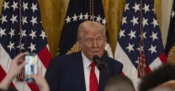 Trump Zelenskiy'i hedef aldı Putin'i övdü: İstese tüm Ukrayna'yı ele geçirir