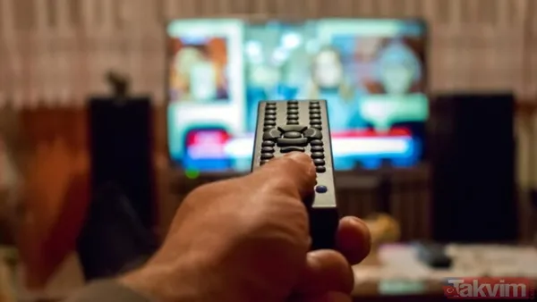 Kanal D Yayın Akışı 09:30 – Yaprak Dökümü 12:00 – Kanal D Haber Gün Arası 13:00 – Uzak Şehir 16:00 – Aşk-I Memnu 18:30 – Kanal D Ana Haber 20:00 – Yüz Numaralı...