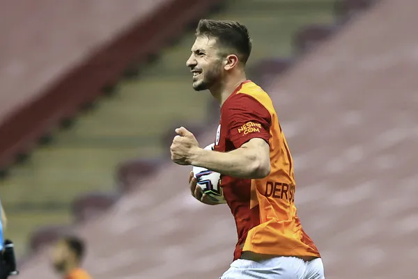 galatasaray-3-1-helenex-yeni-malatyaspor-mac-ozeti-1621107954406.jpg