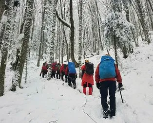 Kayıp dağcıları aramada dördüncü güne girildi