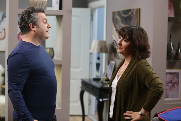 kanal-dnin-o-dizisinin-adi-degisiyor-ilk-kez-rastlayacaksiniz-televizyon-tarihinde-esi-benzeri-yok-1609256056286.jpg Kanal D'nin o dizisinin adı değişiyor! İlk kez rastlayacaksınız televizyon tarihinde eşi benzeri yok-6