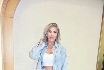 Şarkıcı Maral, Etiler’de bir AVM’de görüntülendi!