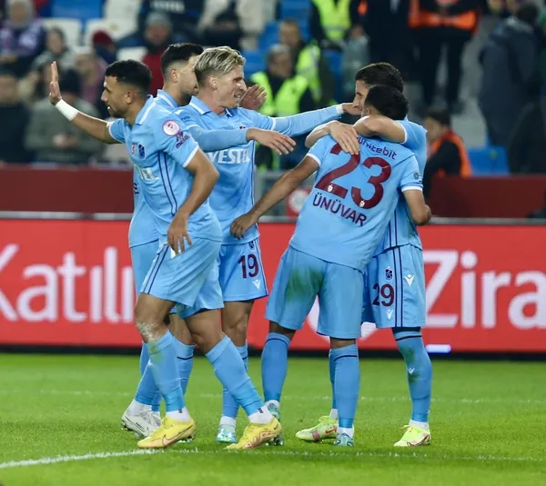 Ziraat Türkiye Kupası | Karadeniz derbisinde kazanan Trabzonspor: 3-0 (MAÇ SONUCU ÖZET)-7