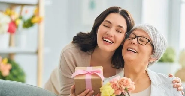 🌹Anlamlı, mutlu eden ve unutulmaz Anneler Günü hediye önerileri! 🌺Anneler Günü hediye seçenekleri 2022! 💮Anneler Günü hediyesi ne alınır?