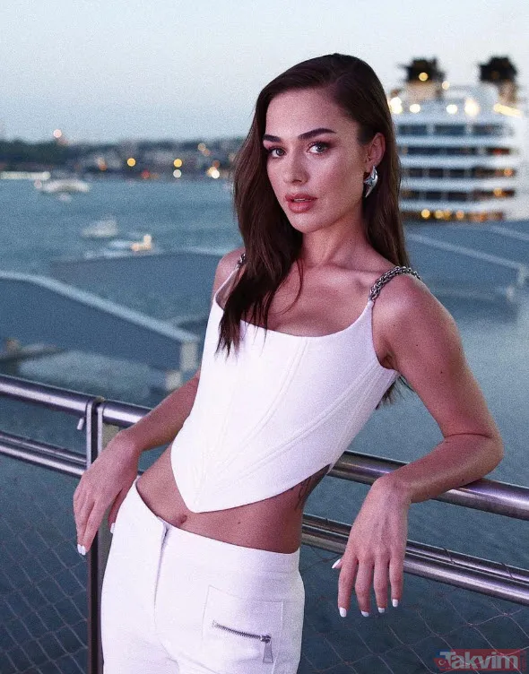 Bensu Soral "Hiç estetiğim yok kendimi güzel bulmuyorum" dedi ortalık birbirine girdi "Tabi biz de yedik" Yüzündeki değişim çok konuşulmuştu - 5