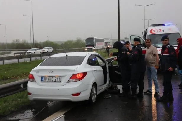 TEM Otoyolu'nda ortalık savaş alanına döndü: 11 yaralı-1