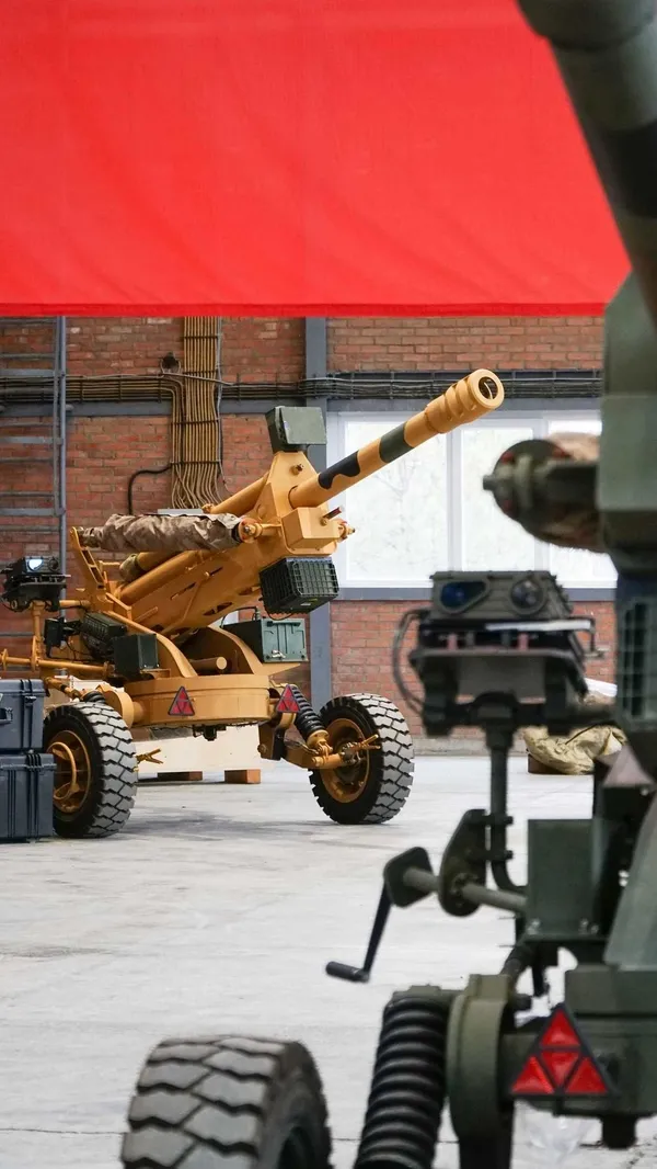 hafif-cekili-obus-boran-tsk-envanterine-giriyor-teror-hedeflerini-yerle-bir-edecek-1671448160043.jpg Hafif çekili obüs Boran TSK envanterine giriyor! Terör hedeflerini yerle bir edecek-2