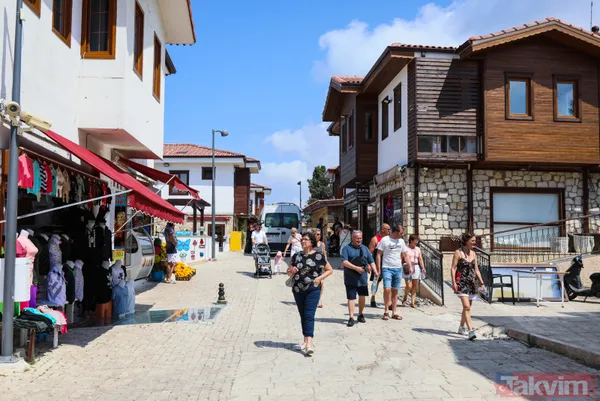 Antalya Manavgat'ta kaçak yapıların altından 1900 yıllık yerleşim çıktı - 6