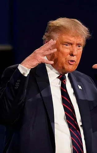 Son dakika: ABD Başkanı Donald Trump'tan sıradaki başkanlık düellosuyla ilgili flaş karar!