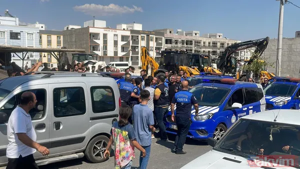 Şanlıurfa'da zabıta ile seyyar karpuz satıcıları arasında kavga! 15 kişi ambulanslık oldu... 5 gözaltı - 10