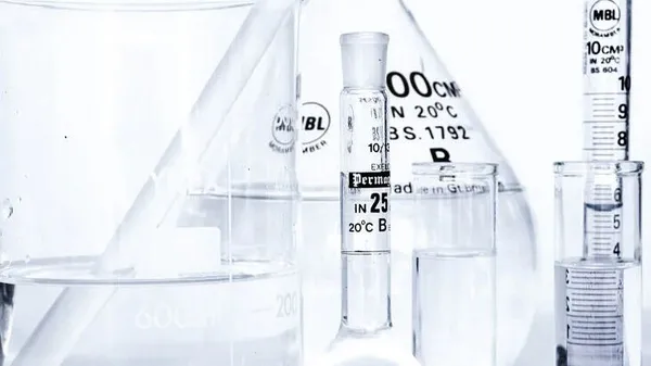 amonyak-nedir-amonyak-etkisi-nelerdir-amonyak-zehirli-mi-1616141925155.jpg Amonyak nedir? Amonyak etkisi nelerdir? Amonyak zehirli mi?-2