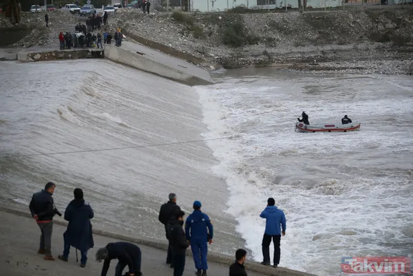 Son dakika... Antalya'da hortum sonucu kaybolan üniversiteli Kader Buse'yi arama çalışmaları yeniden başladı - 12