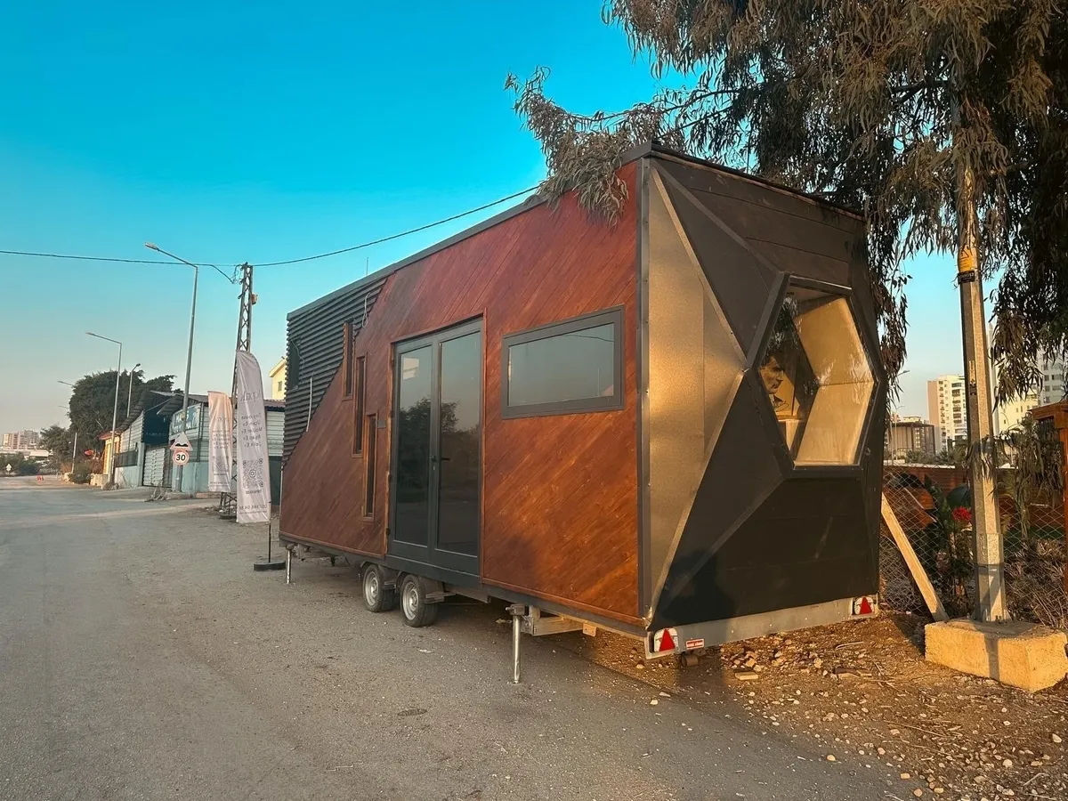 tatile-giden-ogretmenin-tiny-houseu-calindi-polis-depoda-buldu-1784827454429.jpeg Tatile giden öğretmenin tiny house’u çalındı: Polis depoda buldu-3