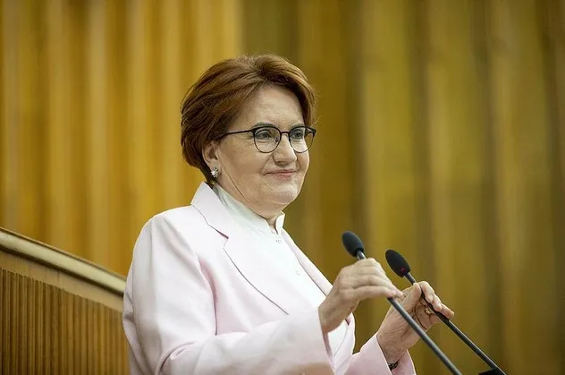 "Biz özel uçak kullanmayız" diyen Meral Akşener'in 1 ayda 16 defa özel uçak kullandığı ortaya çıktı!