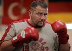 Ata Demirer’in filminden ilk kareler