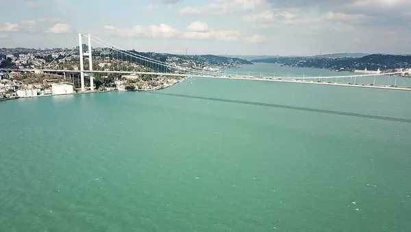 1611921831489.jpg İstanbul Boğazı'nda şaşırtan görüntü! Böylesi ilk kez oldu-4