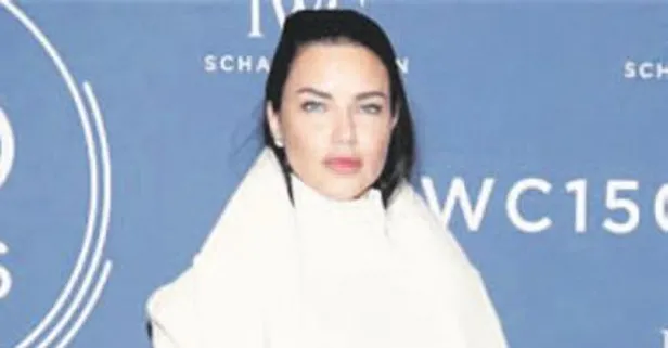 Kırmızı-beyaz şıklık