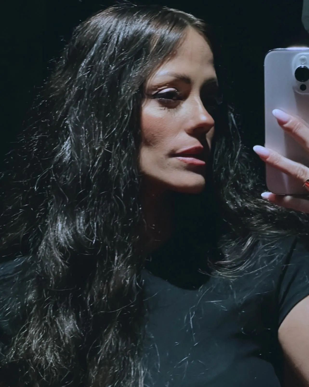 Eşref Rüya’nın Nisan’ı Demet Özdemir’i ablası gölgede bıraktı! “Güzellik genetik” dedirten Derya’ya bakın... - 18