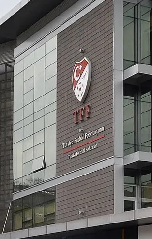 FIFA ve UEFA da devrede! Tahkim'in Cüneyt Çakır kararı sonrası gözler MHK'da! İstifa gelecek mi?