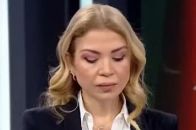 Dövizin çakılması birilerini mutsuz etti! Dolar düştü Habertürk'ün ekonomi müdürü Ebru Baki'nin yüzü de düştü