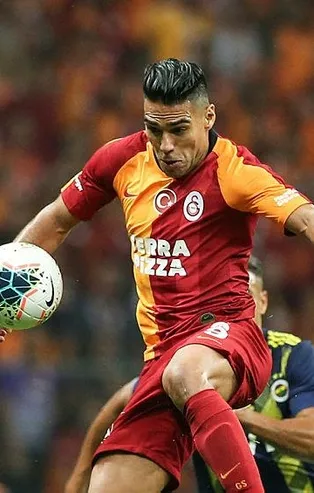 Sezon başı ‘rüya takım’ benzetmesi yapılan Galatasaray SOS veriyor