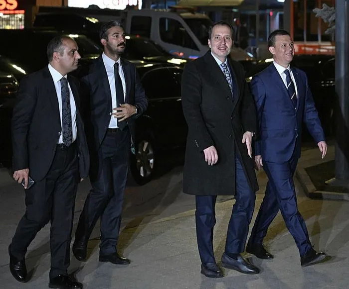 baskan-recep-tayyip-erdogan-yeniden-refah-partisi-genel-baskani-erbakan-ile-gorustu-1702399909593.jpeg Başkan Recep Tayyip Erdoğan, Yeniden Refah Partisi Genel Başkanı Erbakan ile görüştü-4