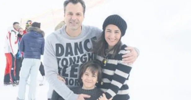 Modacı Tuvana Büyükçınar eşi Selim Demir ve oğulları Aslan ile soluğu Erzurum'da aldı!