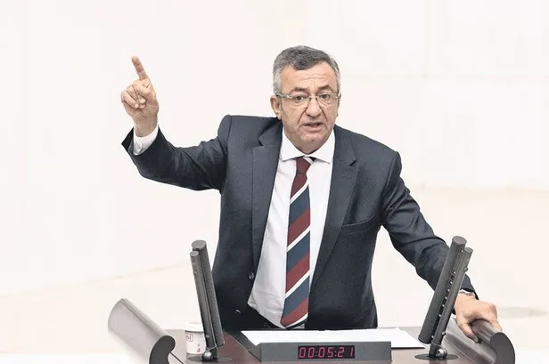adaylik-icin-altili-masadan-destek-bulamayan-kilicdaroglu-kendi-altilisini-buldu-1660779908381.jpeg Adaylık için altılı masadan destek bulamayan Kılıçdaroğlu kendi altılısını buldu-6
