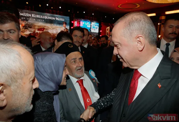 Cumhurbaşkanlığı Külliyesi'nde gerçekleştirilen 29 Ekim Cumhuriyet Bayramı Kabul Töreni'ne ünlü akını - 15