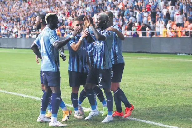 hatayspor-macinda-ters-dusme-sonrasi-kolunda-kirik-olusan-edin-viscanin-sakatligi-cok-buyuk-bir-sok-etkisi-yar-1660428456706.jpeg Hatayspor maçında ters düşme sonrası kolunda kırık oluşan Edin Visca’nın sakatlığı çok büyük bir şok etkisi yarattı-5