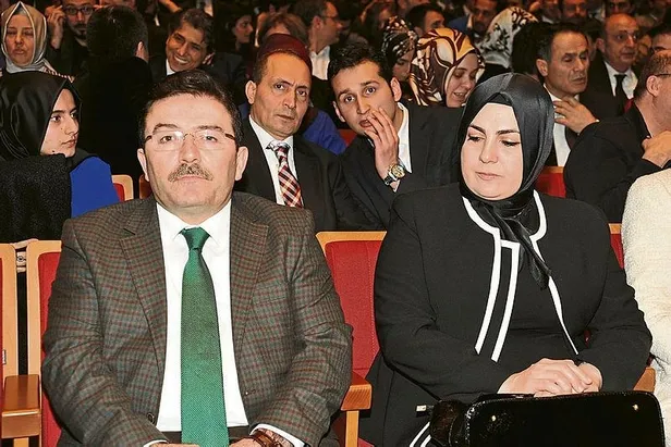 ilk-darbe-girisimi-yasanirken-istanbul-il-emniyet-mudurlugune-getirilen-selami-altinok-17-25-aralik-olayini-anlatti-1639782417955.jpeg İlk darbe girişimi yaşanırken İstanbul İl Emniyet Müdürlüğü’ne getirilen Selami Altınok 17-25 Aralık olayını anlattı!-8