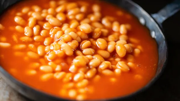 Aşçılar bile bu hatayı yapıyor! Asla dağılmayan, yumuşacık kuru fasulyenin sırrı buymuş